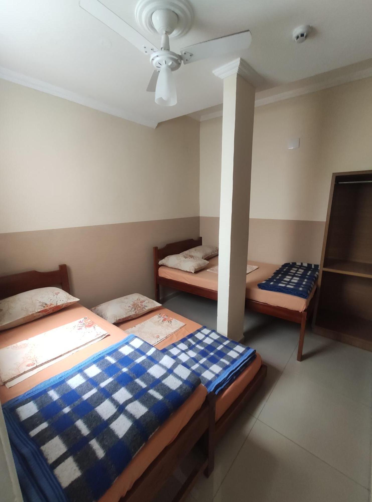 Hotel Pousada Sao Miguel Arcanjo Aparecida  Habitación foto