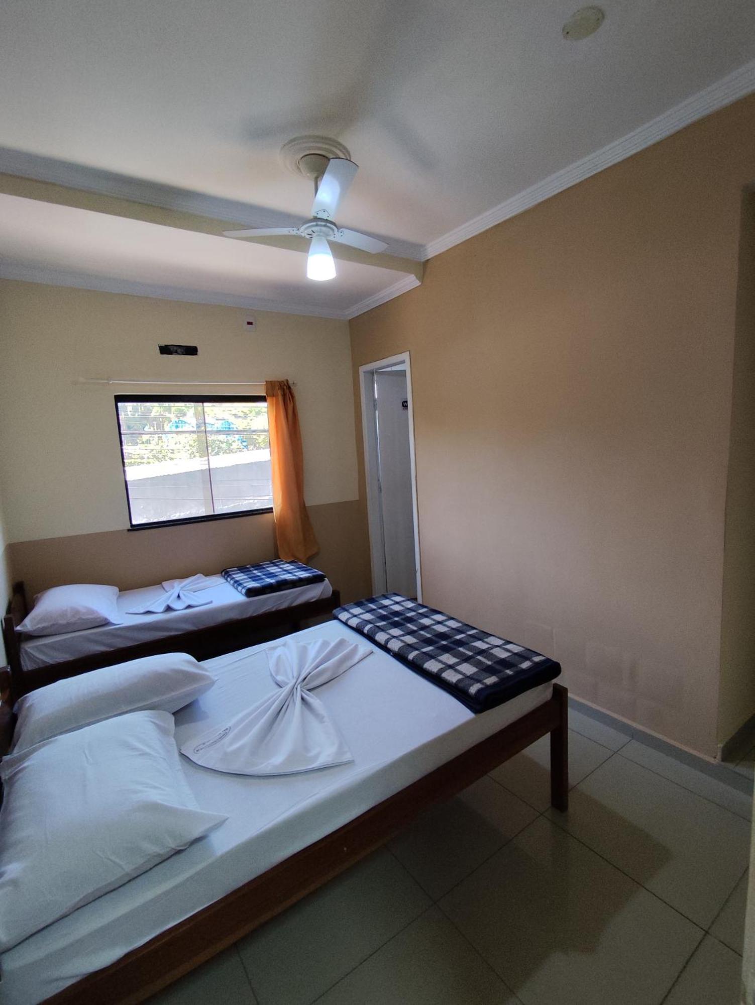 Hotel Pousada Sao Miguel Arcanjo Aparecida  Habitación foto